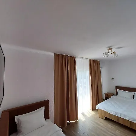 Diana Guest house *